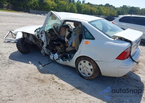2005 Ford Focus Zx4 from USA, damaged, VIN 1FAFP34N35W223012